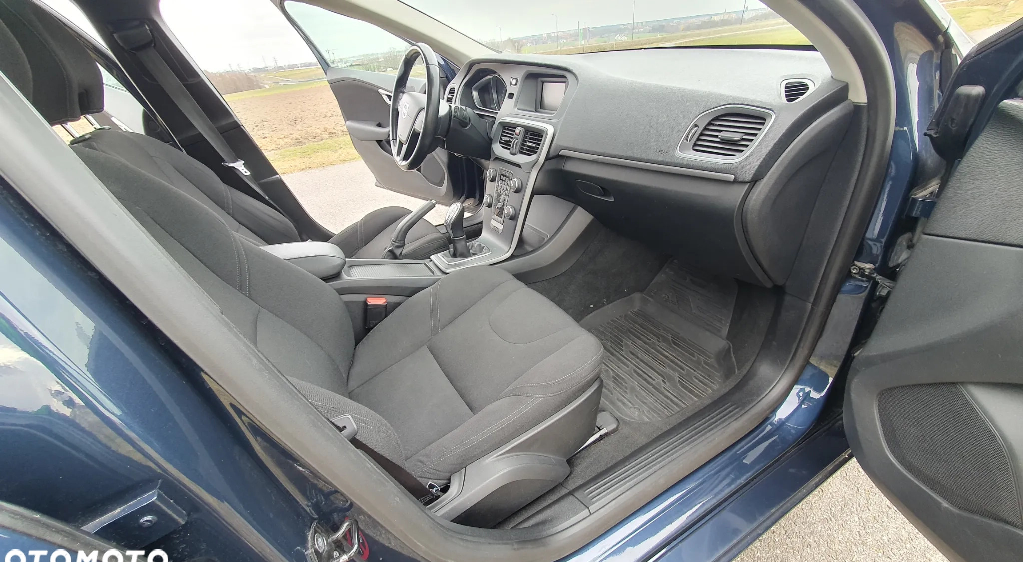 Volvo V40 cena 20000 przebieg: 348315, rok produkcji 2012 z Gliwice małe 326